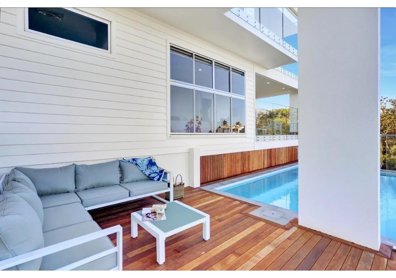 Vila Luxury Ocean View Property Sunrise Beach Austrálie